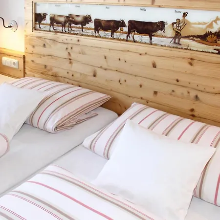 Haus Vogler Apartamento *
